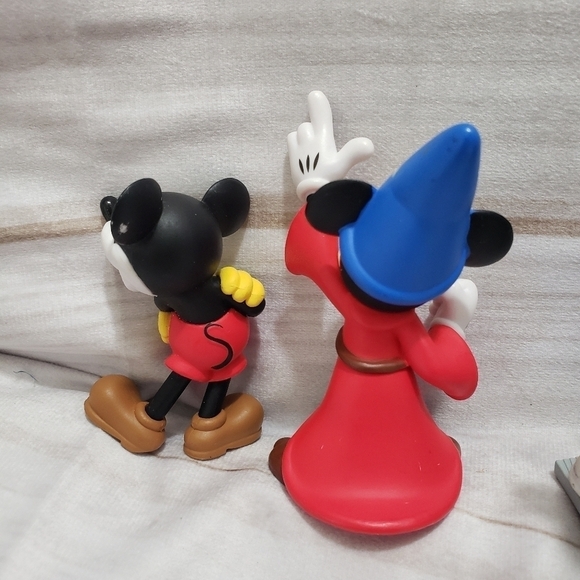 Disney Mickey Mouse Figures Set Of 4 90 Years Of Magic Year 2018 Cake Toppers - Picture 5 of 8
